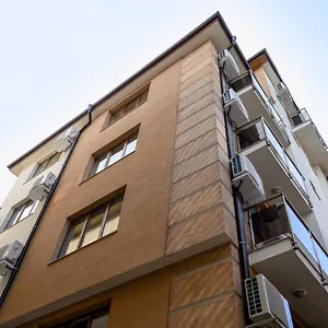 3* Hotel Leda