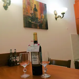 Lucy's Emerald Bansko
