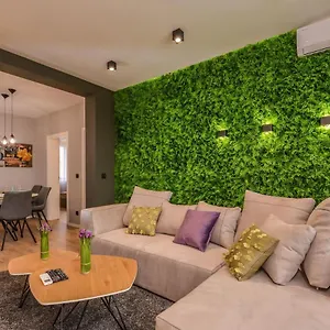 Urban Eden - Lux & Style, 2-bedroom, 2-bathroom דירה